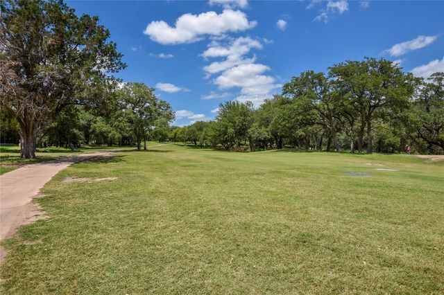 18801 Hogan CIR 3, Lago Vista, TX 78645