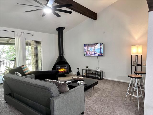18801 Hogan CIR 3, Lago Vista, TX 78645