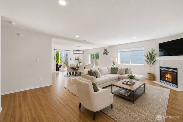 3929 152nd Place SE, Bothell, WA 98012