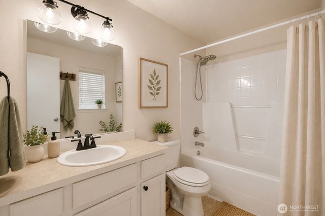 3929 152nd Place SE, Bothell, WA 98012