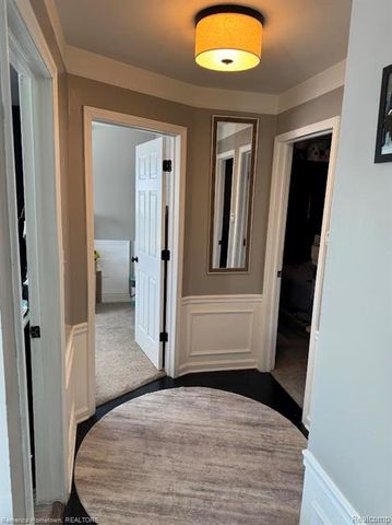 6444 Helen Street, Garden City, MI 48135