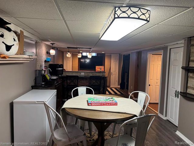 6444 Helen Street, Garden City, MI 48135