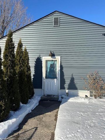 6444 Helen Street, Garden City, MI 48135