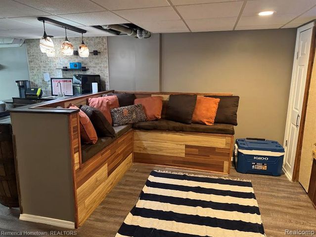 6444 Helen Street, Garden City, MI 48135