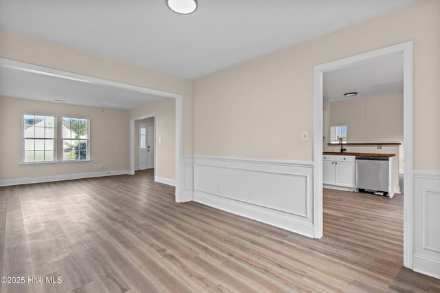 640 Windsor Drive SE, Belville, NC 28451