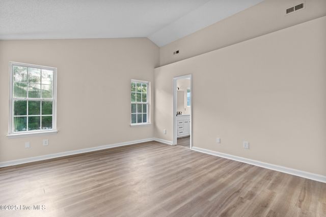 640 Windsor Drive SE, Belville, NC 28451