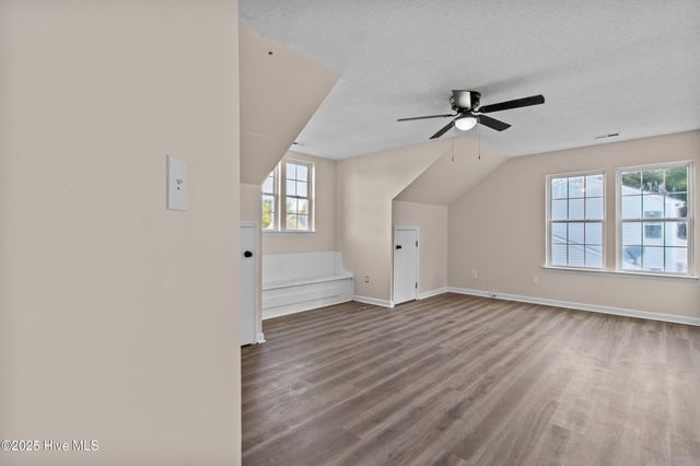 640 Windsor Drive SE, Belville, NC 28451