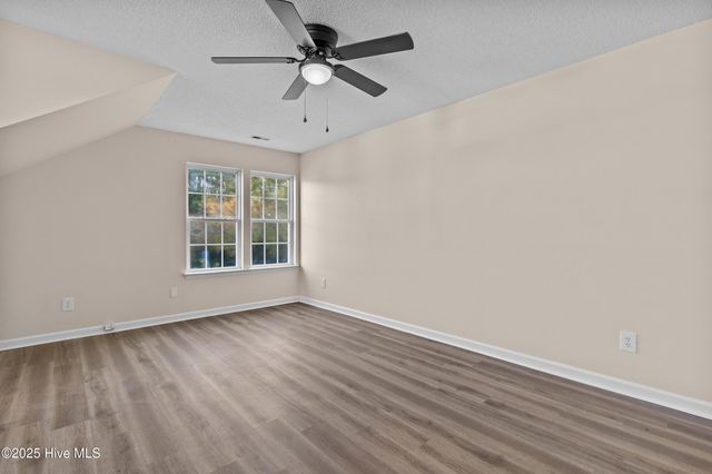 640 Windsor Drive SE, Belville, NC 28451