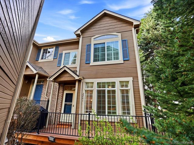 5555 E Briarwood Ave 22-2201, Centennial, CO 80122