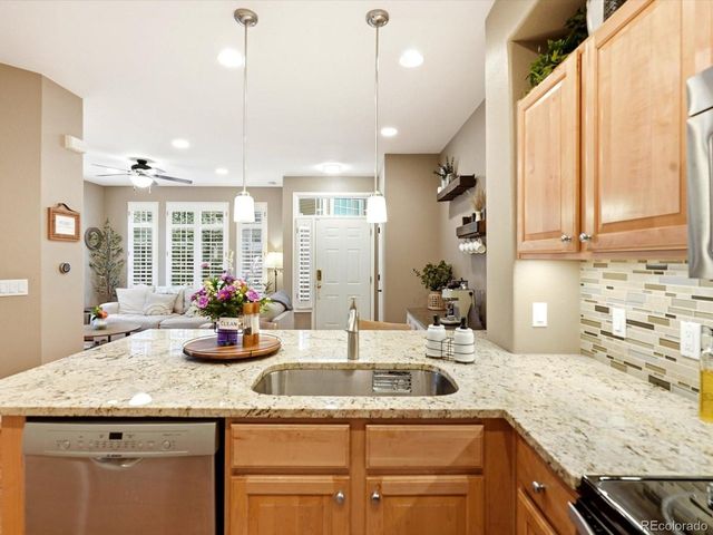 5555 E Briarwood Ave 22-2201, Centennial, CO 80122