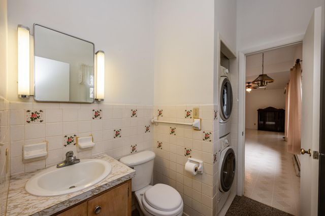 6731 Bayview Drive, Coloma Twp, MI 49038