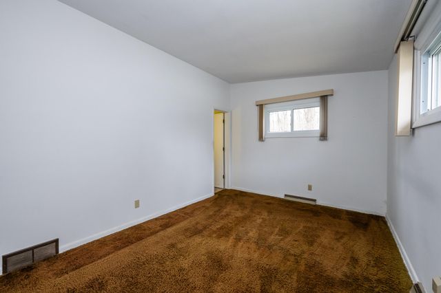 6731 Bayview Drive, Coloma Twp, MI 49038