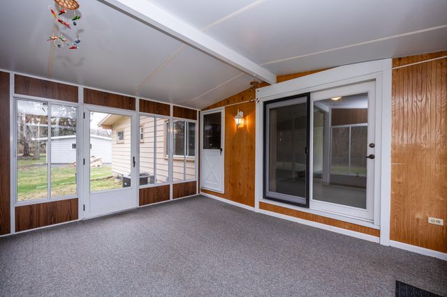 6731 Bayview Drive, Coloma Twp, MI 49038