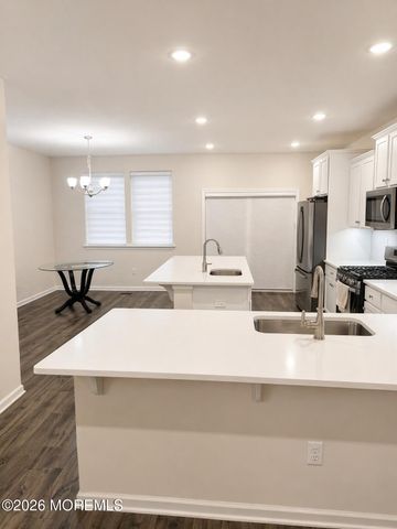 283 Mantoloking Drive, Jackson, NJ 08527