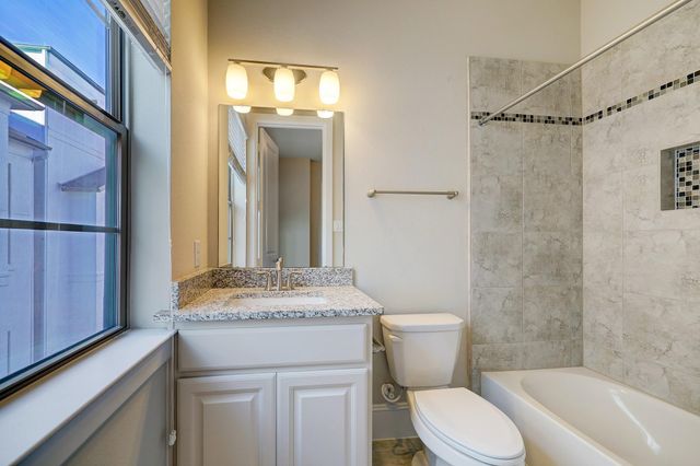 5453 Larkin Street, Houston, TX 77007