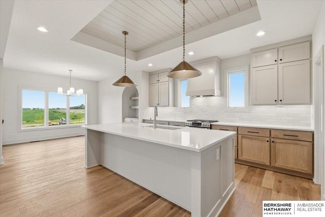 5920 N 198th Street, Elkhorn, NE 68022