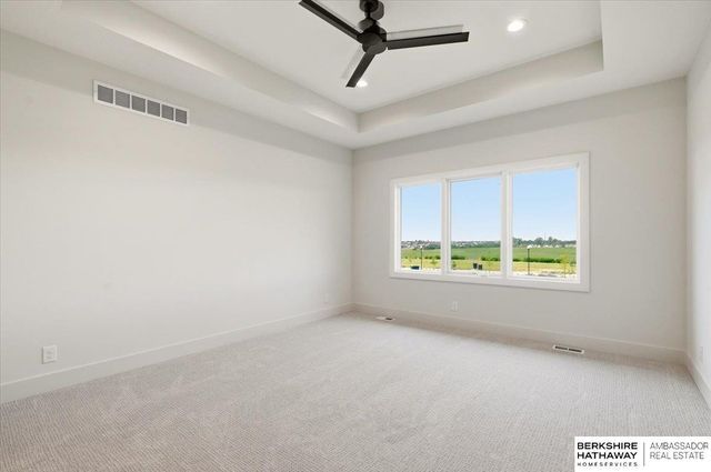 5920 N 198th Street, Elkhorn, NE 68022