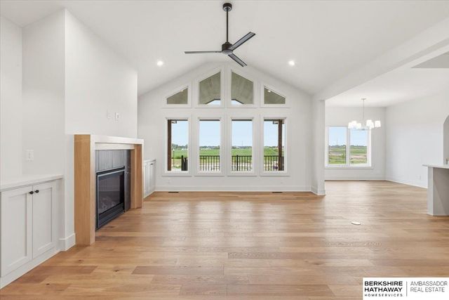 5920 N 198th Street, Elkhorn, NE 68022