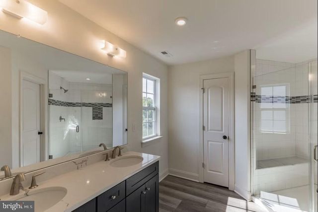 180 LOCKTOWN-SERGEANTSVILLE RD, Stockton, NJ 08559
