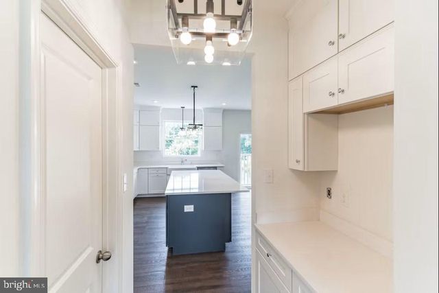 180 LOCKTOWN-SERGEANTSVILLE RD, Stockton, NJ 08559