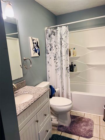 4908 FOXBORO Court, Erie, PA 16510