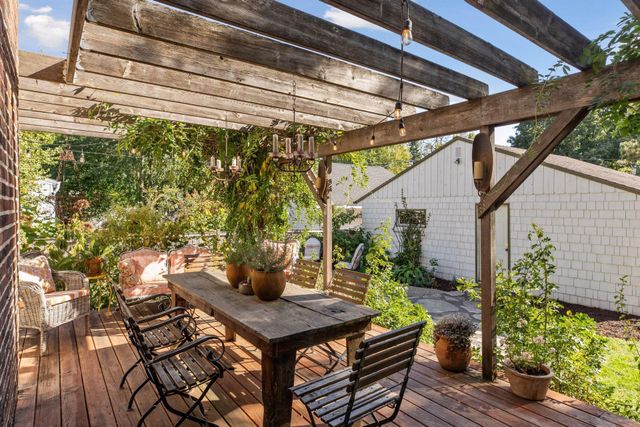 4926 Johnson Avenue, White Bear Lake, MN 55110