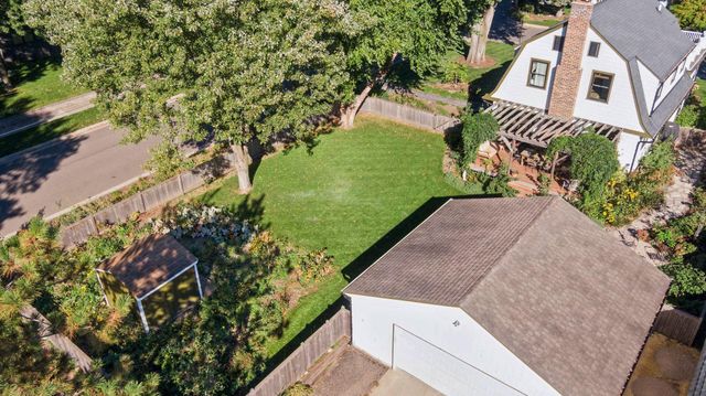 4926 Johnson Avenue, White Bear Lake, MN 55110