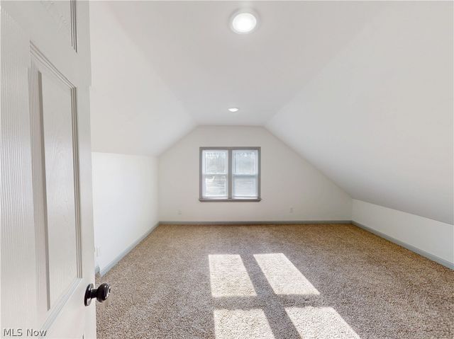 28507 Lakeshore Boulevard, Willowick, OH 44095