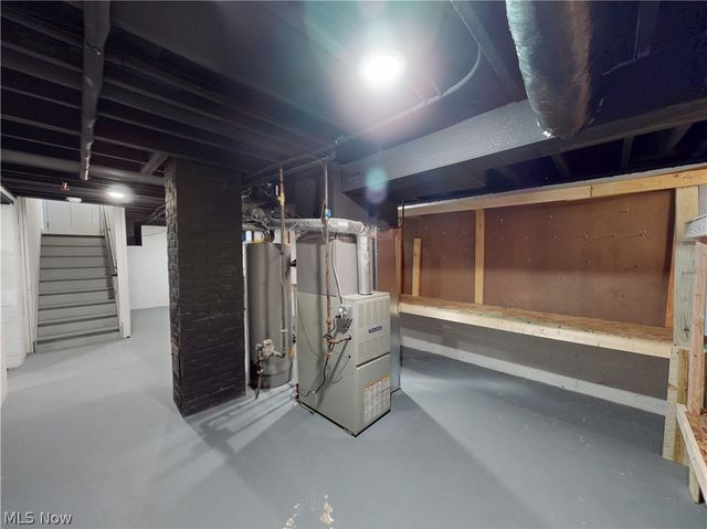 28507 Lakeshore Boulevard, Willowick, OH 44095