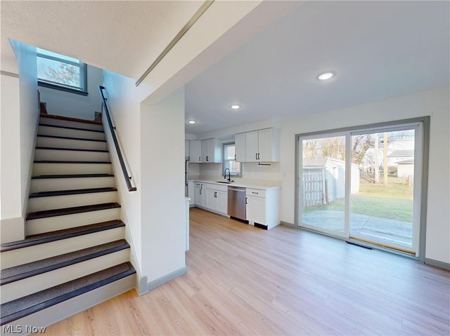 28507 Lakeshore Boulevard, Willowick, OH 44095