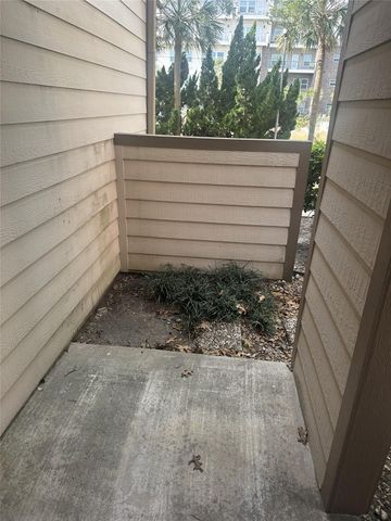 7009 N Holiday Drive 7009, Galveston, TX 77550