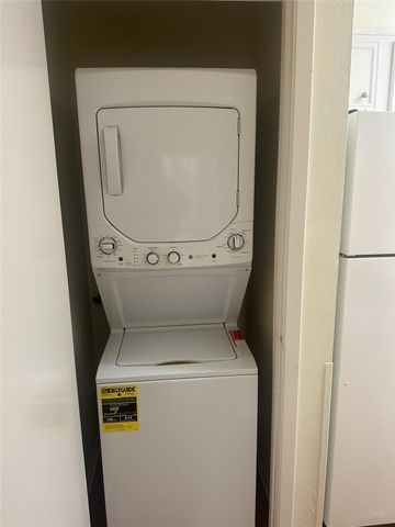 7009 N Holiday Drive 7009, Galveston, TX 77550