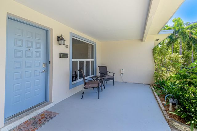 28 SE 8TH Avenue, Deerfield Beach, FL 33441