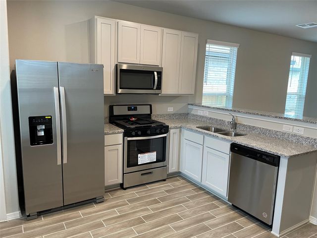 823 Redinger Ridge Drive, Houston, TX 77336