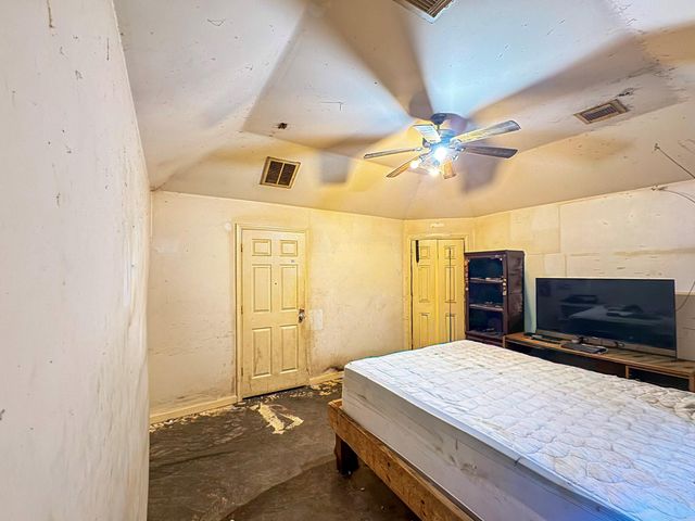 1002 Elliott Street, Houston, TX 77023