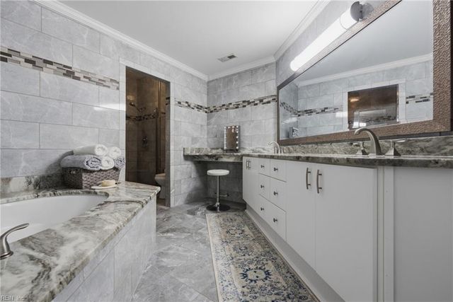 2557 Belmont Stakes DR, Virginia Beach, VA 23456