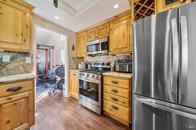124 Pepperell Ct, Vacaville, CA 95688