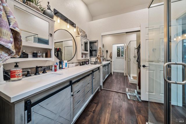 124 Pepperell Ct, Vacaville, CA 95688