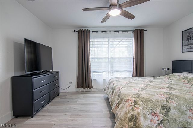 1913 SE 15th PL, Cape Coral, FL 33990