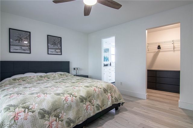 1913 SE 15th PL, Cape Coral, FL 33990