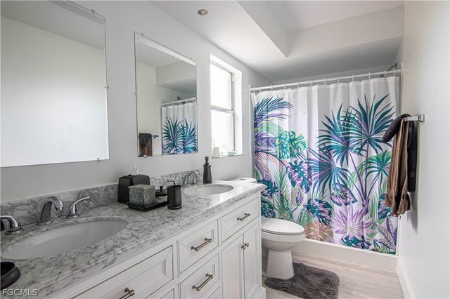 1913 SE 15th PL, Cape Coral, FL 33990