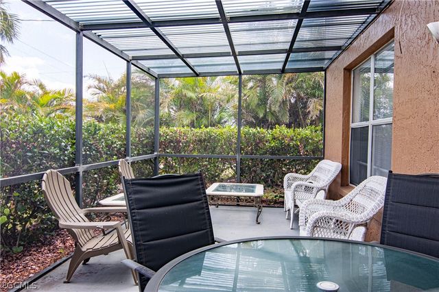 1913 SE 15th PL, Cape Coral, FL 33990