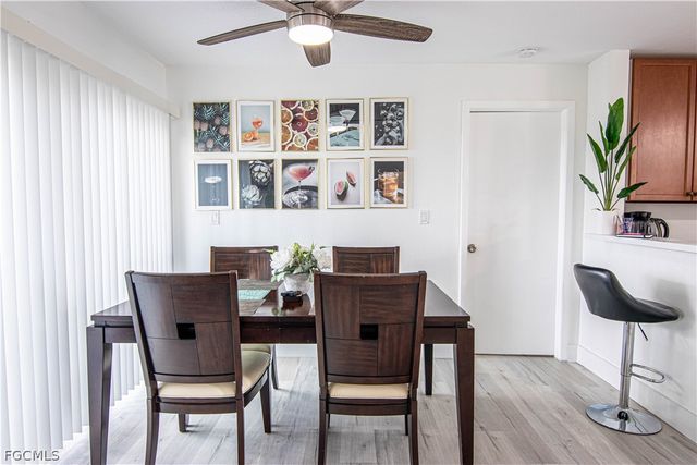 1913 SE 15th PL, Cape Coral, FL 33990