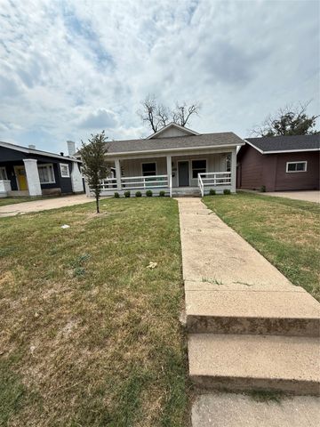 3028 College Avenue, Fort Worth, TX 76110