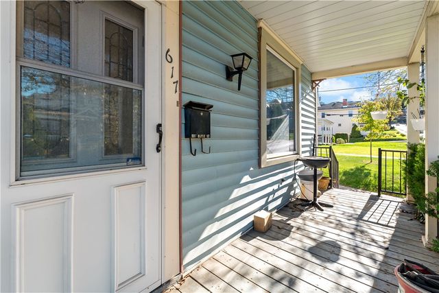 617 Maple St, Coraopolis, PA 15108