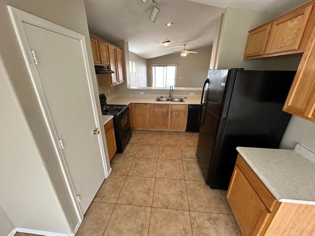 1710 E Palo Blanco Way, Gilbert, AZ 85296