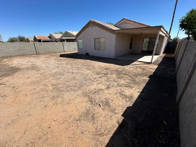 1710 E Palo Blanco Way, Gilbert, AZ 85296