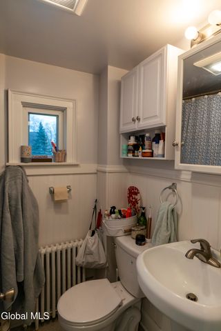 107 Lake Avenue, Saratoga Springs, NY 12866