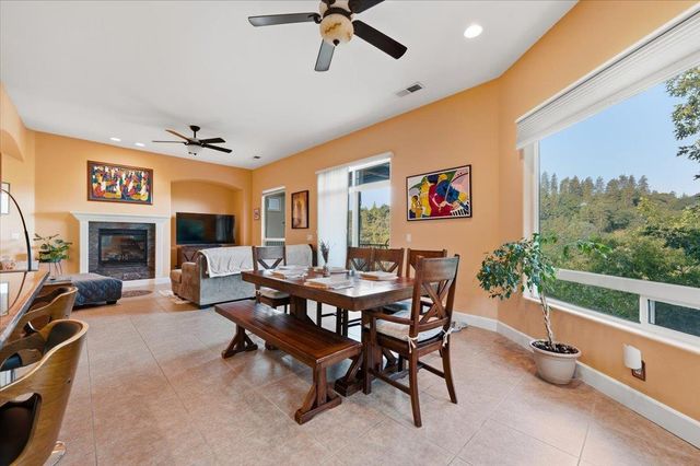 13049 Golden Trout Way, Penn Valley, CA 95946
