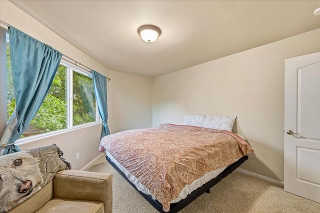 13049 Golden Trout Way, Penn Valley, CA 95946